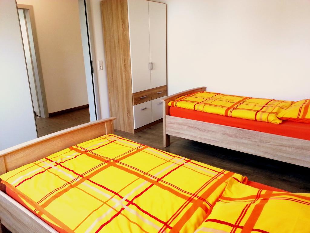 Ferienwohnung Hess Günzburg Szoba fotó